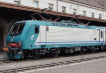 Locomotiva FS E464 941 0 Locomotiva FS E464_ok